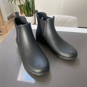 Black Hunter Boots size 8